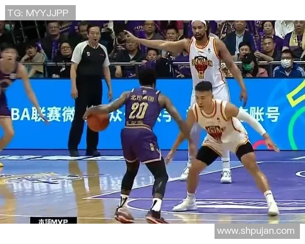 广厦男篮与北控男篮激战正酣谁能在赛场上笑到最后 广厦男篮与北控男篮激战正酣谁能在赛场上笑到最后